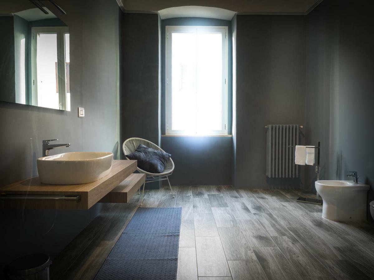 Ajde Rooms & Breakfast Trani Bagian luar foto