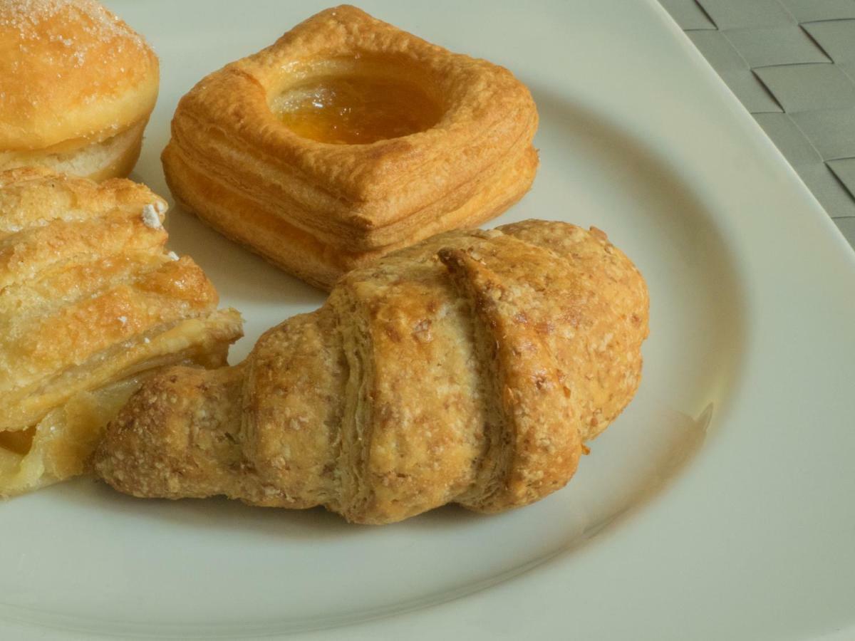 Ajde Rooms & Breakfast Trani Bagian luar foto